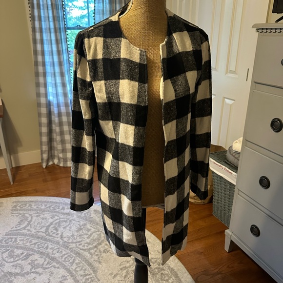 Cardigan/Jacket - Picture 8 of 9